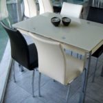 CRYSTAL τραπεζαρία