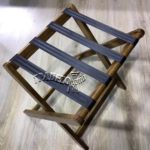 ΜΠΑΓΚΑΖΙΕΡΑ ΠΤΥΣΣΟΜΕΝΗ ΞΥΛΙΝΗ ΓΙΑ ΒΑΛΙΤΣΑ ΞΕΝΟΔΟΧΕΙΟΥ.