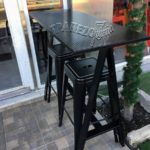 STANT BAR ΤΡΑΠΕΖΙ ΜΕΤΑΛΛΙΚΟ ΨΗΛΟ ΕΠΙΦΑΝΕΙΑ ΔΙΑΤΡΗΤΗ ΛΑΜΑΡΙΝΑ