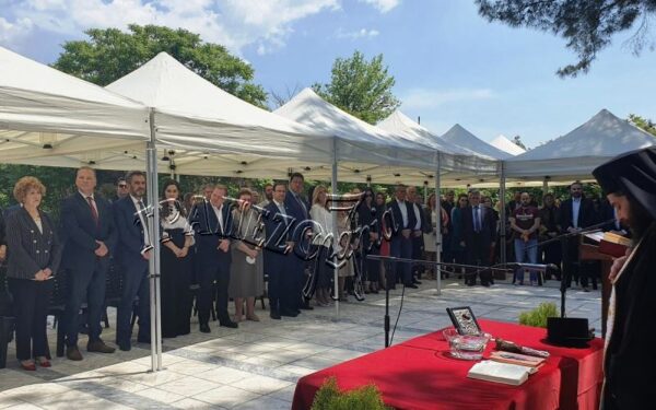 ΤΕΝΤΑ ΚΙΟΣΚΙ ΕΚΔΗΛΩΣΕΩΝ ΣΚΙΑΣΤΡΟ