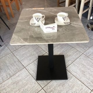 ΤΡΑΠΕΖΙ ΜΑΡΜΑΡΙΝΟ ΓΚΡΙ 70Χ70 ΜΕ ΒΑΣΗ